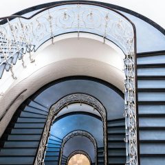 Vitrificateur pour escalier : Guide complet pour choisir le meilleur produit et protéger votre bois
